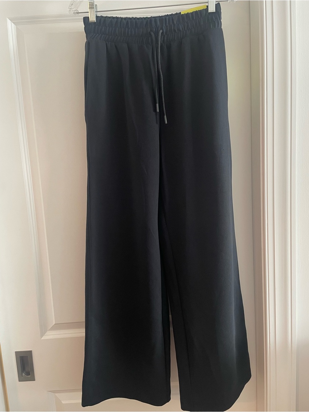 All in Motion Black Wide-Leg Pull-On Pants with Drawstring
